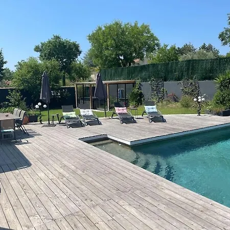 Piscine, Pétanque à Centre ! Villa Uzès