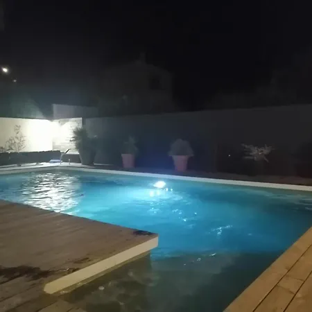 Piscine, & Petanque A Centre ! *